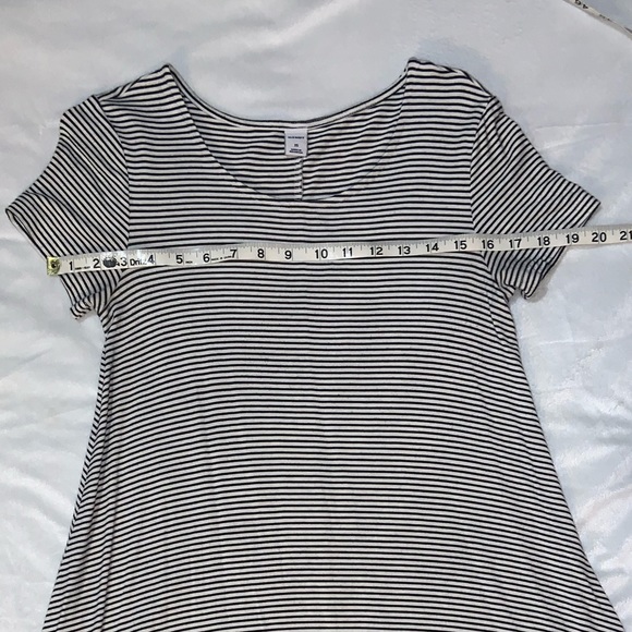 Old Navy Women’s XS Short Sleeve Dress - Picture 3 of 4